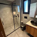 Vip Lueks Odalar Banyo Ve Klimali וילה
