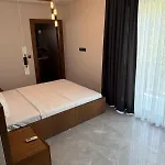 Vip Lueks Odalar Banyo Ve Klimali וילה