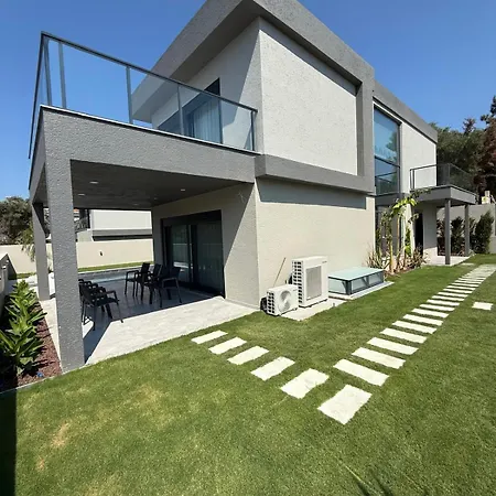 Vilă Vip Lueks Odalar Banyo Ve Klimali