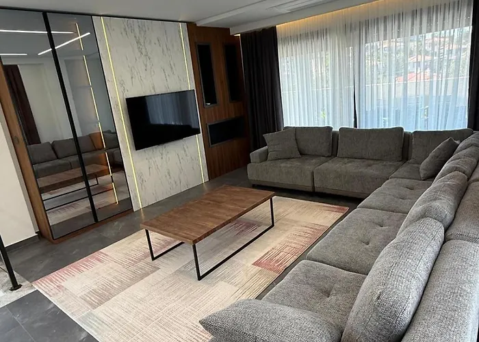 Vip Lueks Odalar Banyo Ve Klimali Кешме
