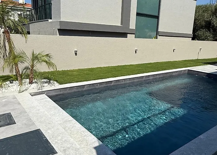 Vip Lueks Odalar Banyo Ve Klimali Кешме