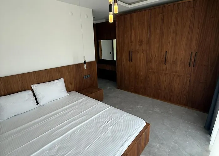 Вилла Vip Lueks Odalar Banyo Ve Klimali *